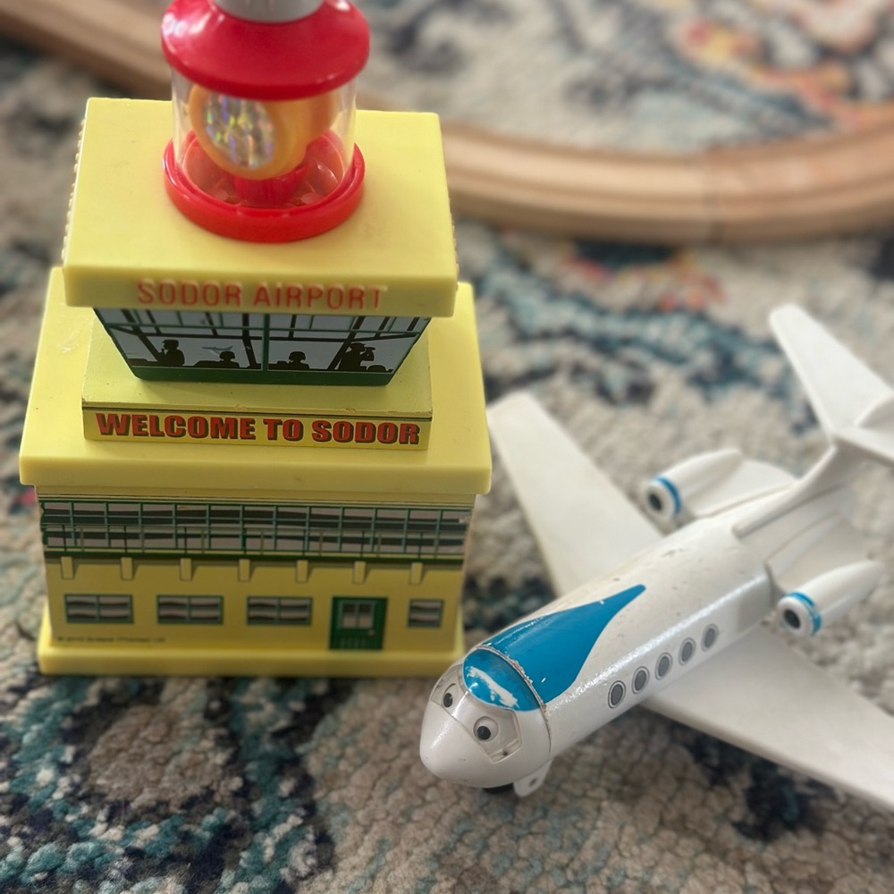 Sodor Airport Playset with Jeremy the Jet - for wooden tracks Thomas the Train